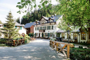 Hotels in Helmbrechts